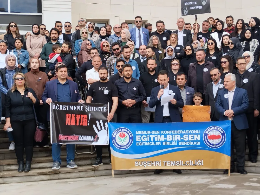 ÖĞRETMENLERDEN İŞ BIRAKMA VE PROTESTO EYLEMİ