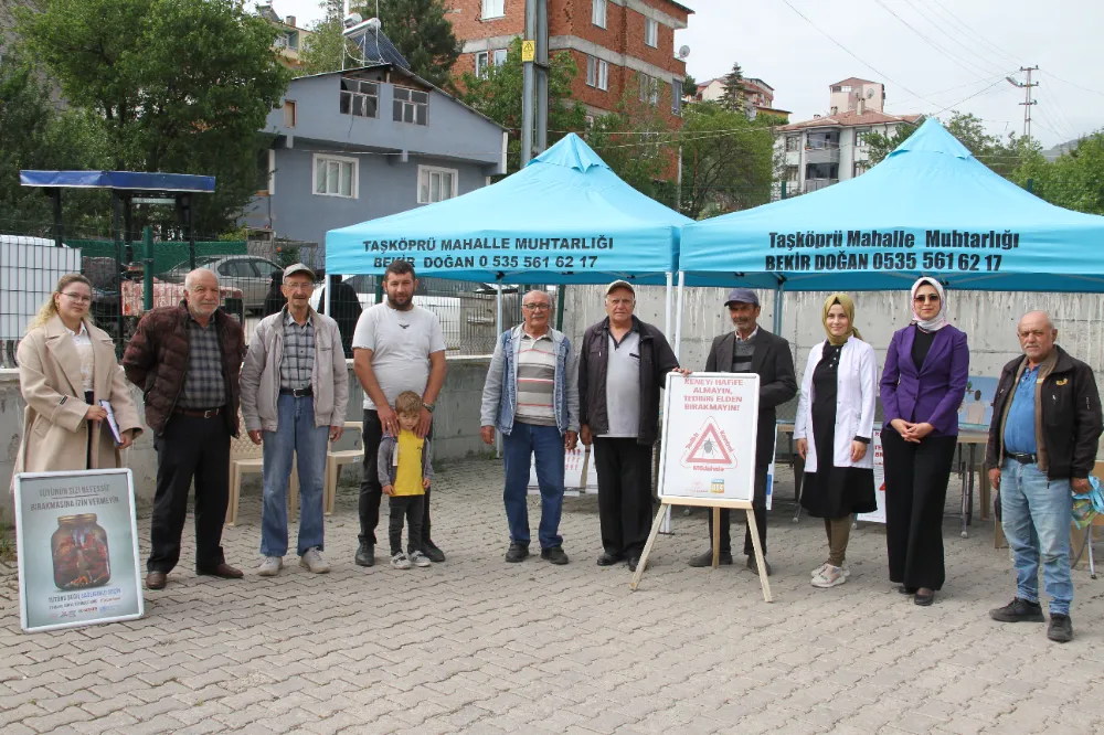 Suşehri Aile Toplum Sağlığı Merkezi Kene konusunda vatandaşları uyardı.